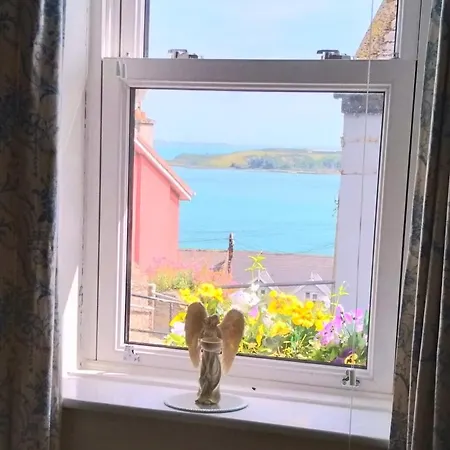 Sea View Cottage, 2 Bedrooms With Stunning Views Cobh