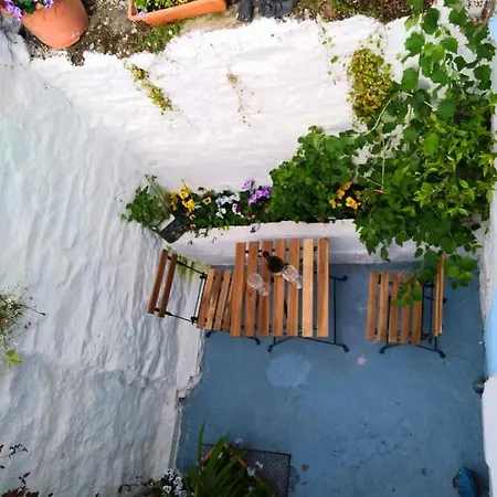 Semesterbostad Sea View Cottage, 2 Bedrooms With Stunning Views Cobh