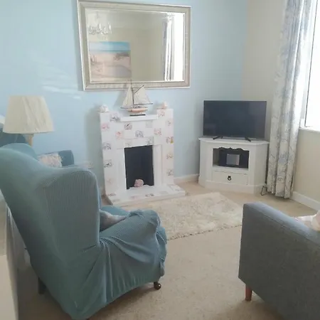 Сasa de vacaciones Sea View Cottage, 2 Bedrooms With Stunning Views Cobh