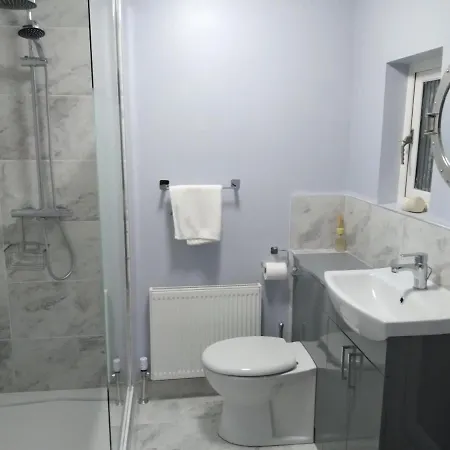 Sea View Cottage, 2 Bedrooms With Stunning Views